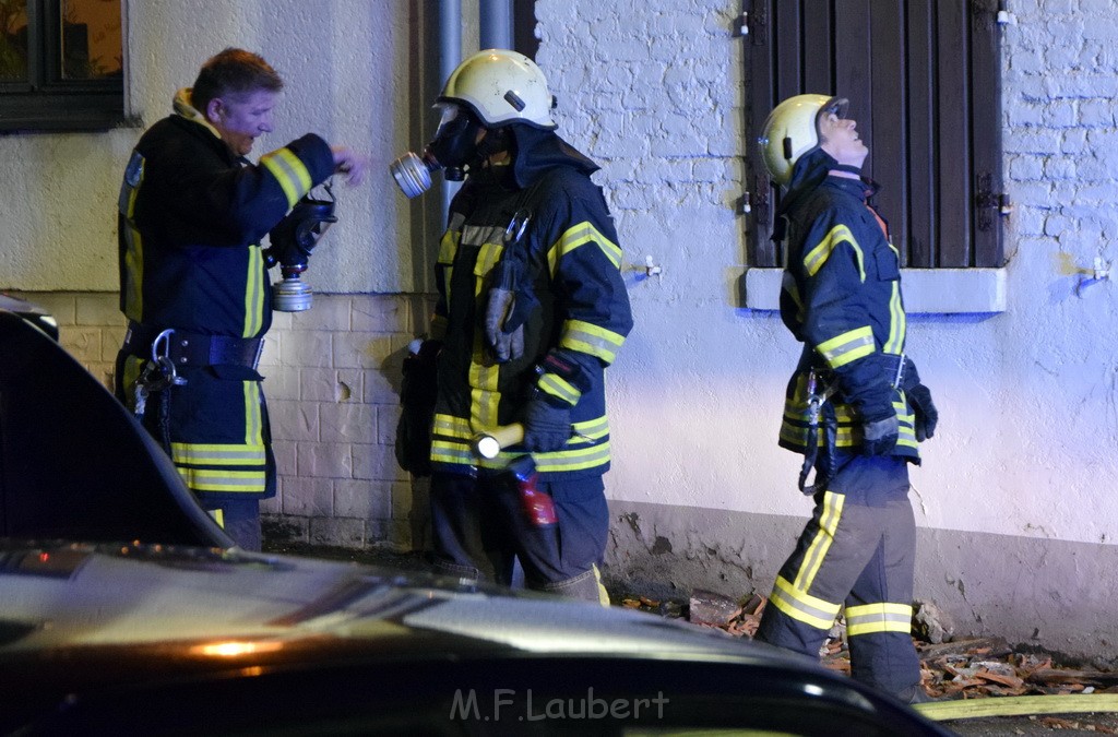 Feuer 2 Koeln Porz Langel Hinter der Kirche P152.JPG - Miklos Laubert